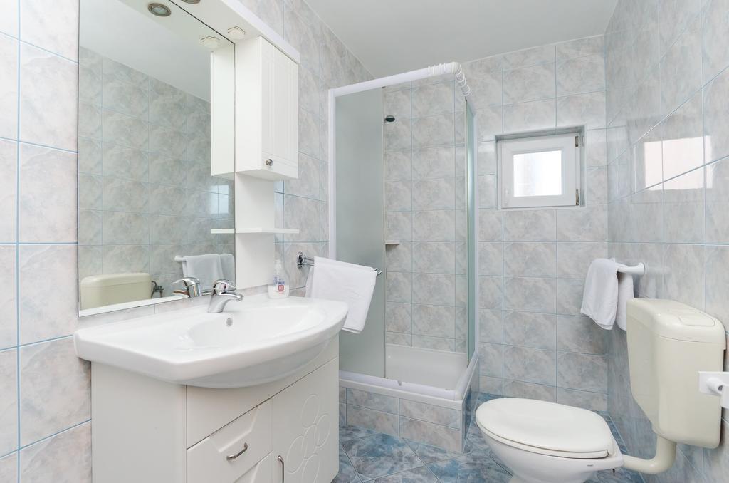 לופאר Apartments Dragan מראה חיצוני תמונה
