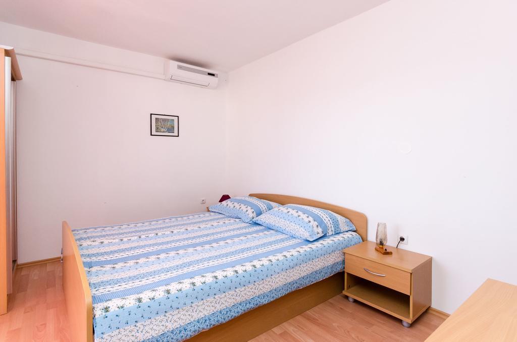 לופאר Apartments Dragan מראה חיצוני תמונה