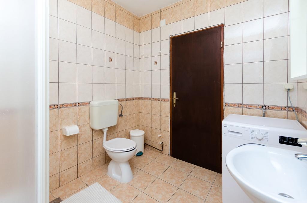 לופאר Apartments Dragan מראה חיצוני תמונה