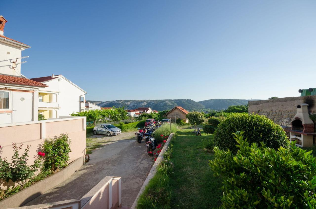 לופאר Apartments Dragan מראה חיצוני תמונה